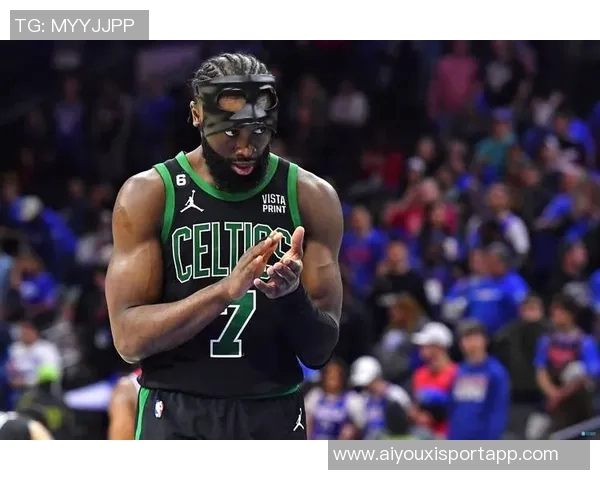 杰伦布朗谈腿筋伤势恢复良好警惕再次受伤风险