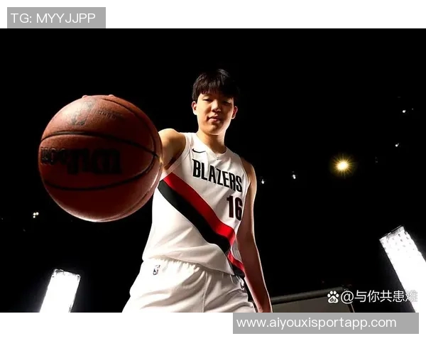 苏群点评杨瀚森担任第二中锋的潜力与发展前景